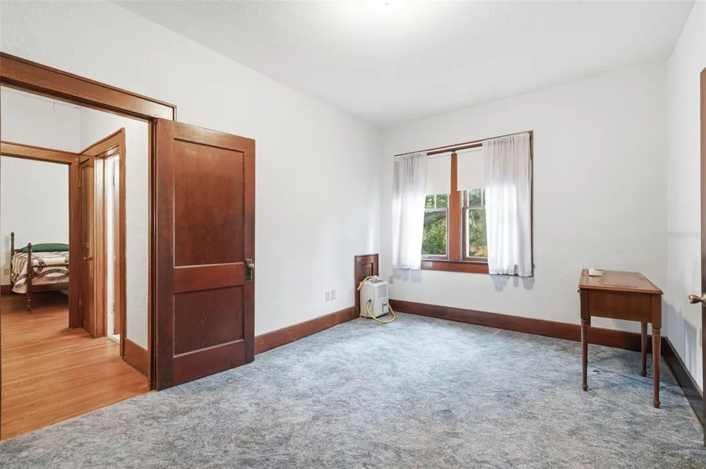 1747 APACHE TRAIL Clearwater, FL 33755