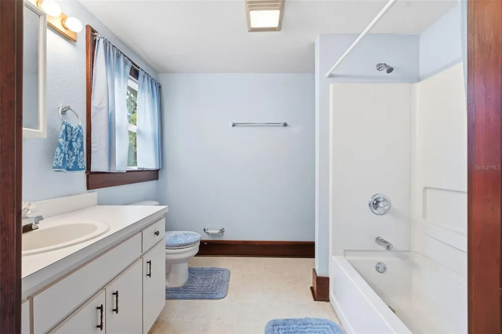 1747 APACHE TRAIL Clearwater, FL 33755
