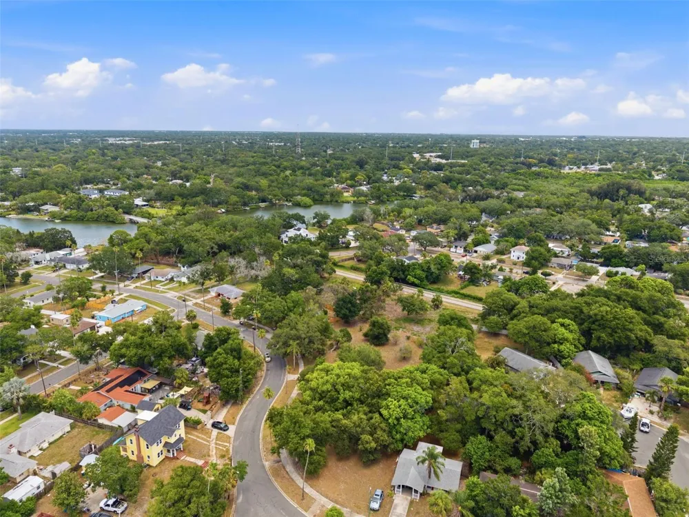 1747 APACHE TRAIL Clearwater, FL 33755