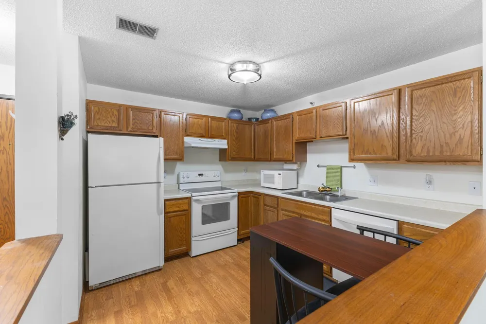 1225 Ferndale Street #B9 Maplewood, MN 55119