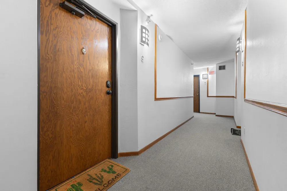 1225 Ferndale Street #B9 Maplewood, MN 55119
