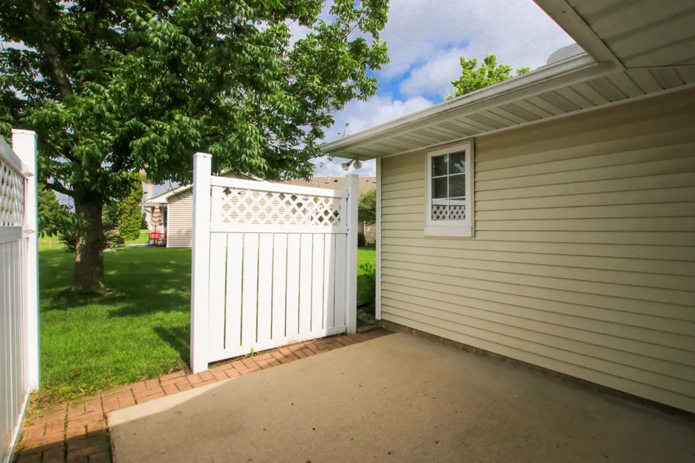 820 Greensview Court NW Hutchinson, MN 55350