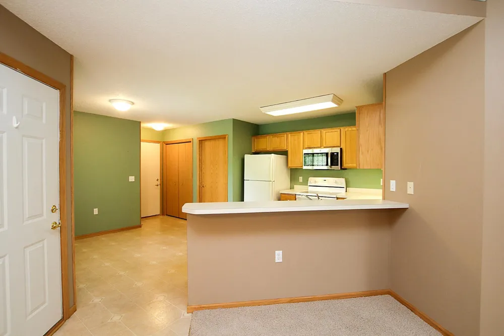 820 Greensview Court NW Hutchinson, MN 55350