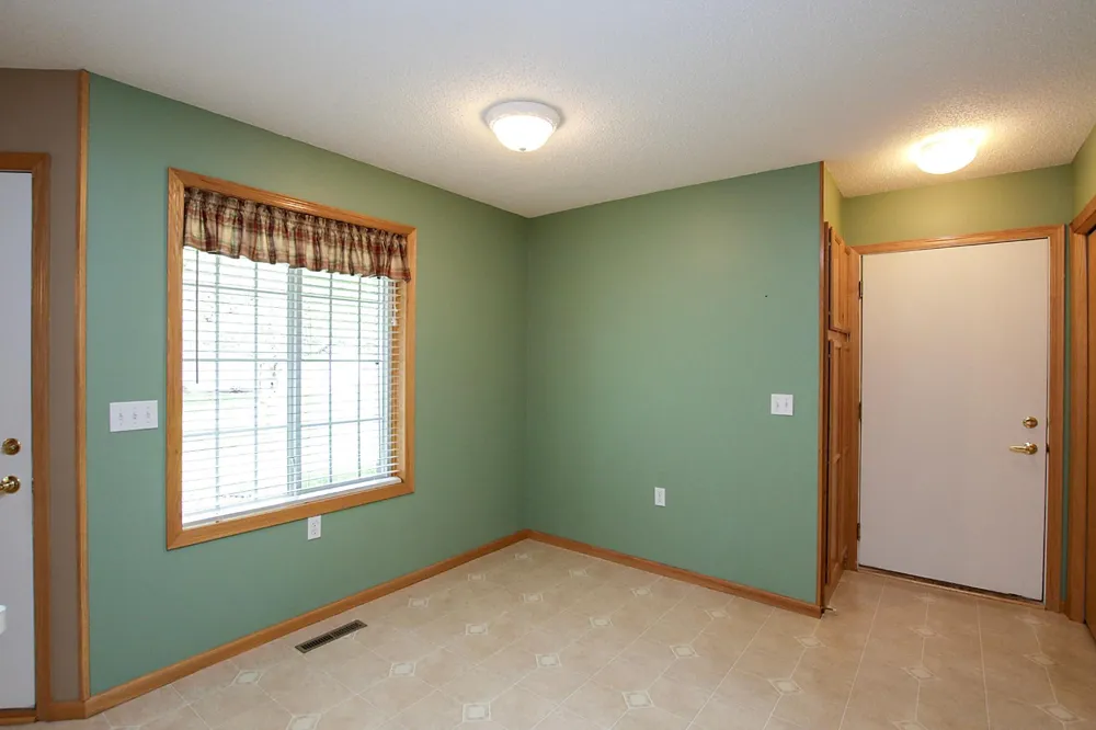 820 Greensview Court NW Hutchinson, MN 55350