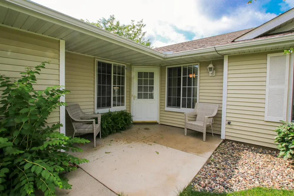 820 Greensview Court NW Hutchinson, MN 55350