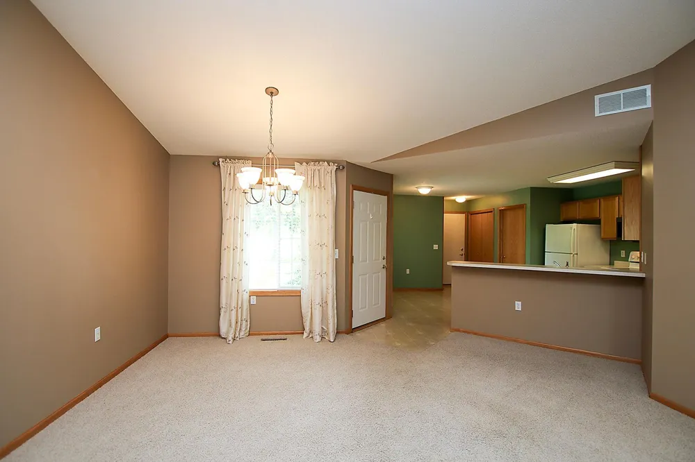 820 Greensview Court NW Hutchinson, MN 55350