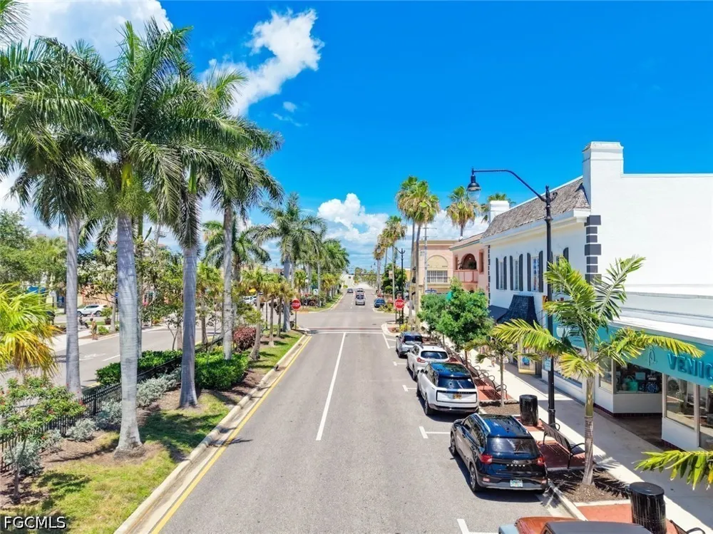 Flamingo Drive #112 Venice, FL 34285