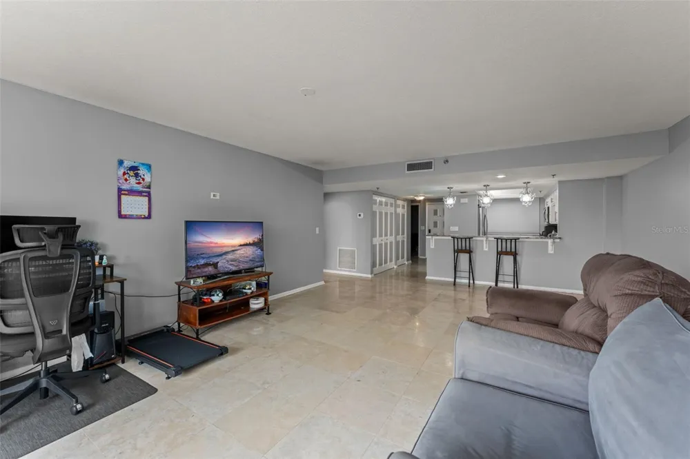 530 E CENTRAL BOULEVARD #503 Orlando, FL 32801