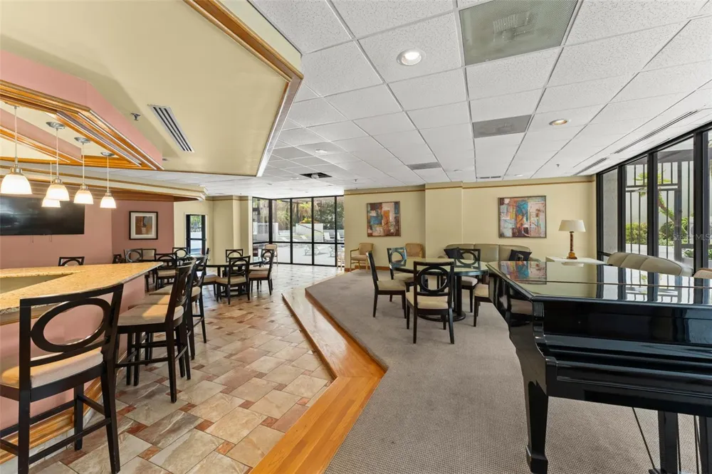 530 E CENTRAL BOULEVARD #503 Orlando, FL 32801