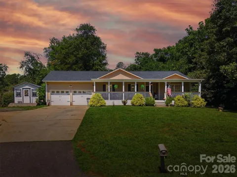 1404 Castle Court