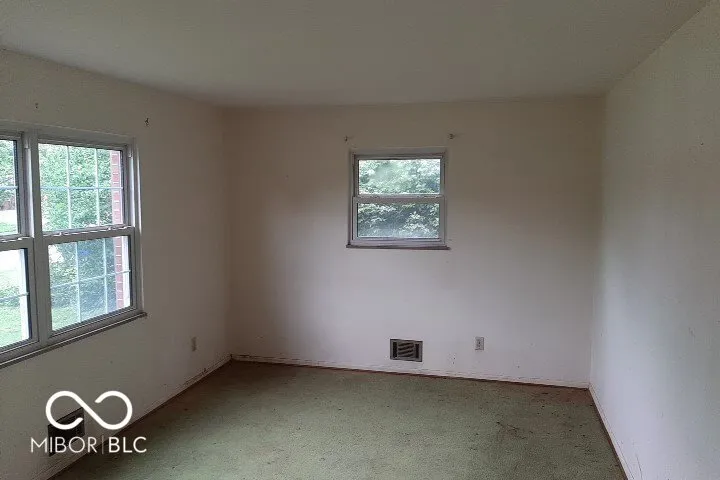 5447 David Street Lawrence, IN 46226