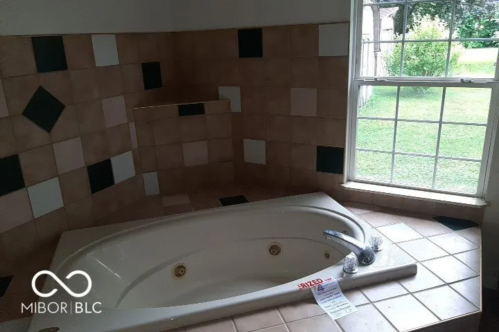 5447 David Street Lawrence, IN 46226
