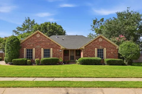 605 Maple Drive