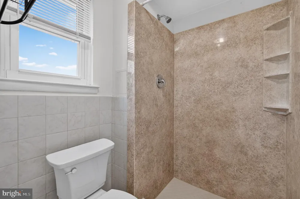 1100 SURREY ROAD Philadelphia, PA 19115