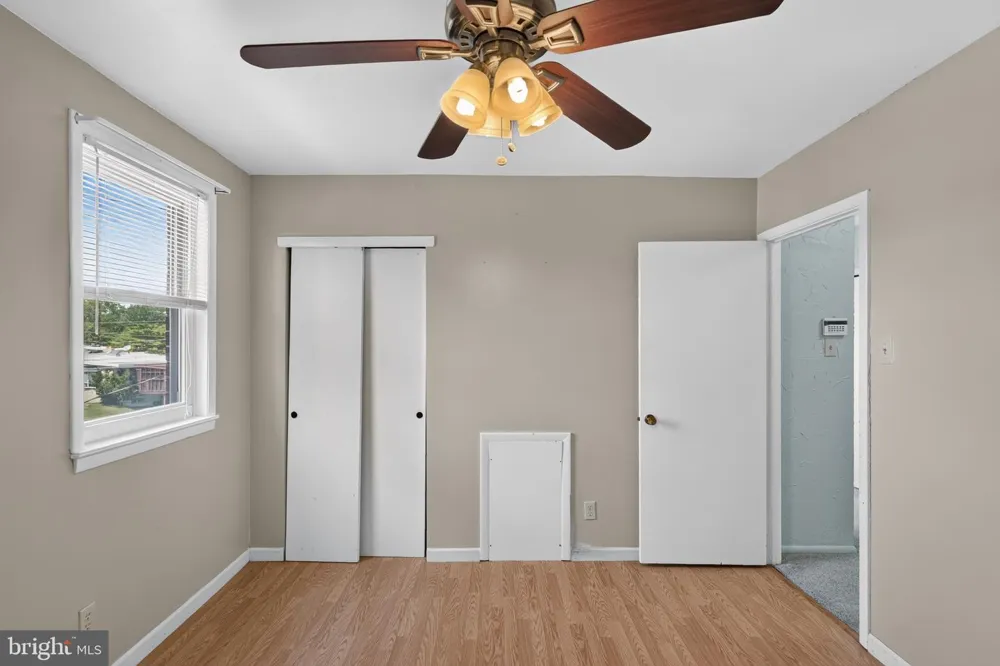 1100 SURREY ROAD Philadelphia, PA 19115