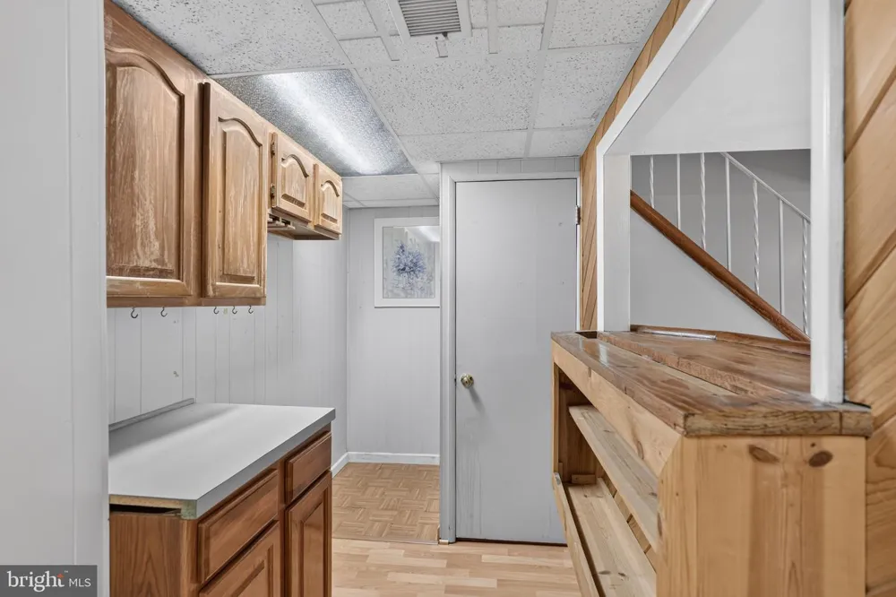 1100 SURREY ROAD Philadelphia, PA 19115