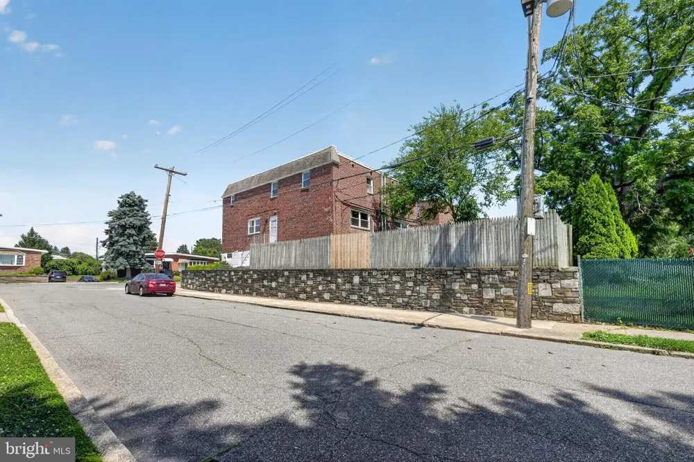 1100 SURREY ROAD Philadelphia, PA 19115