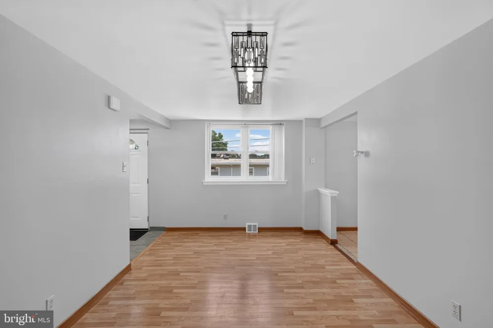 1100 SURREY ROAD Philadelphia, PA 19115