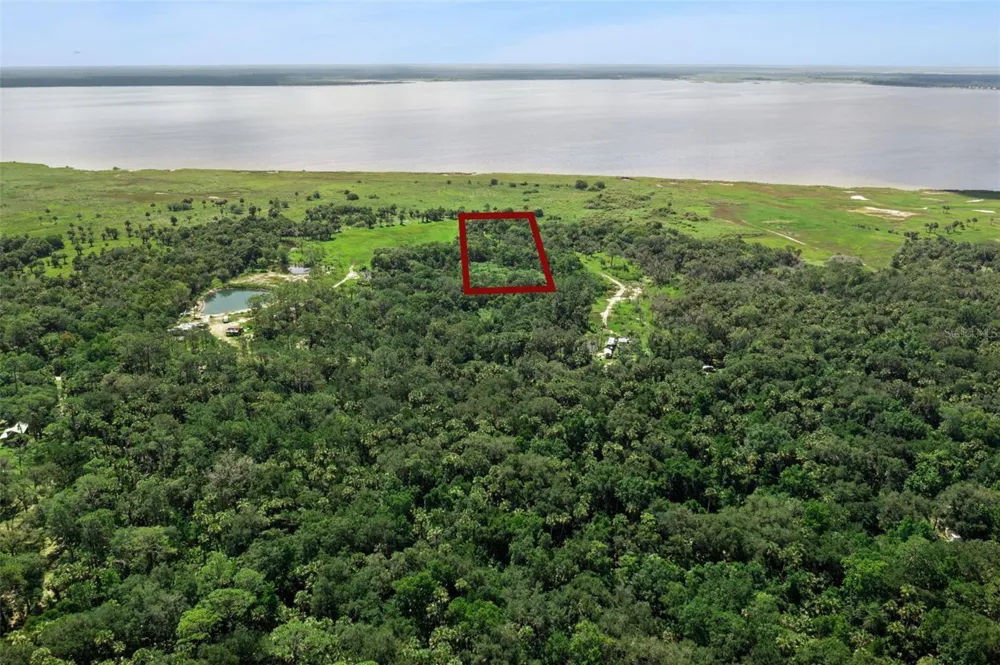 CANVASBACK TRAIL Geneva, FL 32732