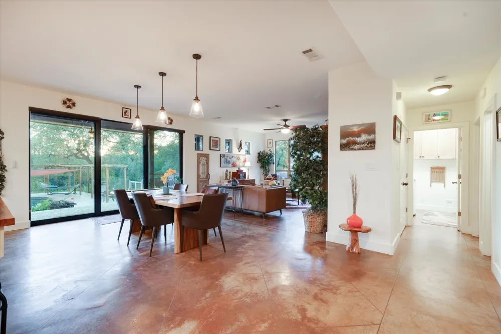8300 Lime Creek Road Volente, TX 78641