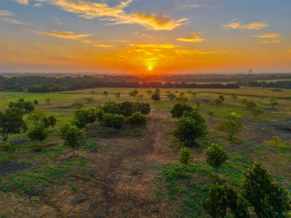524 County Road 453 Troy, TX 76579
