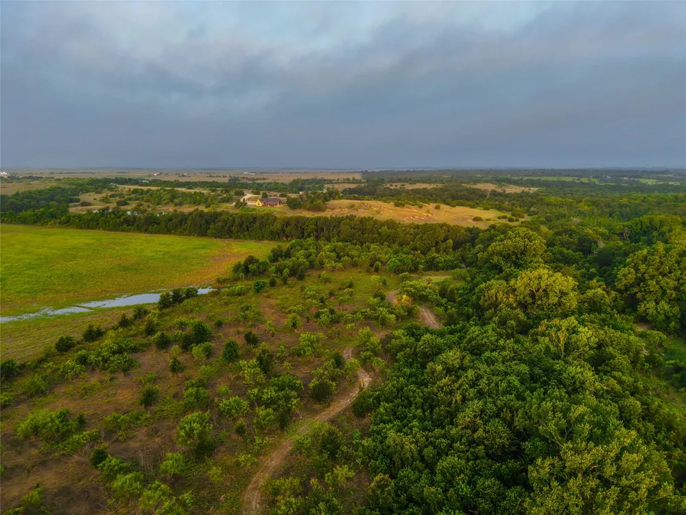 524 County Road 453 Troy, TX 76579
