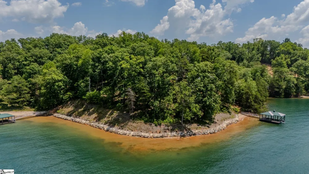 233 Sandy Hollow Court Six Mile, SC 29682