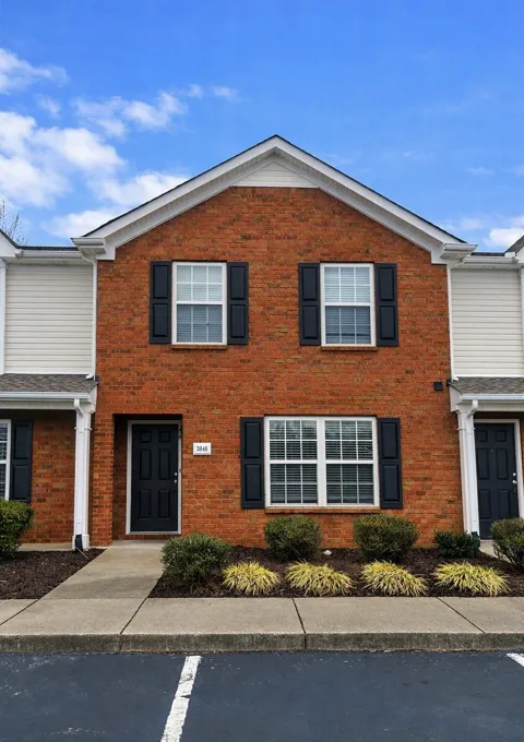 3848 Chippewa Pl