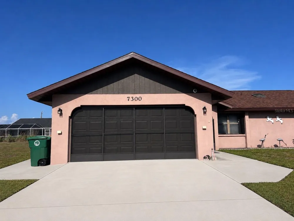7300 BEARDSLEY STREET Englewood, FL 34224