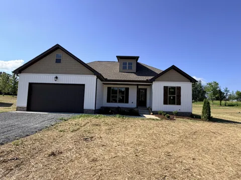 1301 Vickie Ln
