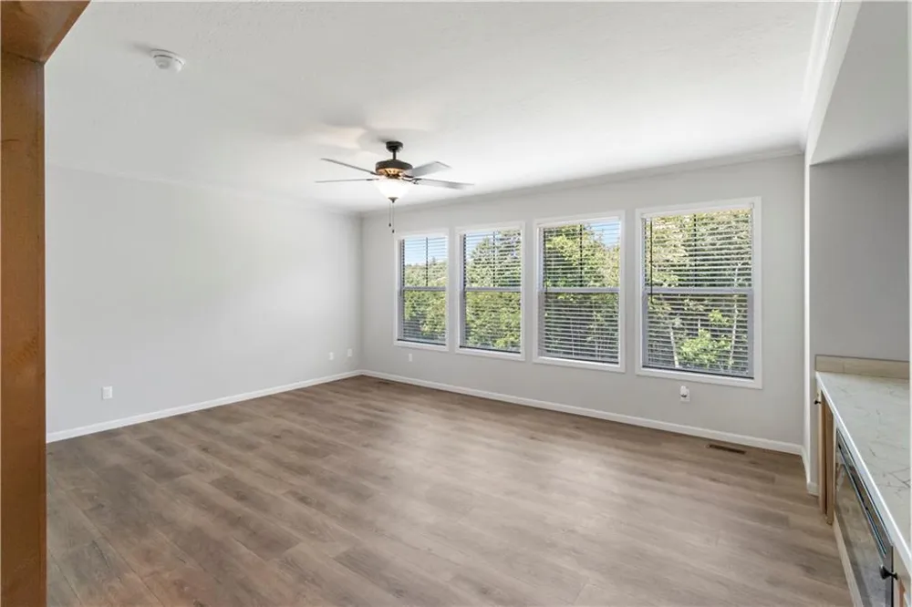 654 Robertson Loop Road Clarkesville, GA 30523