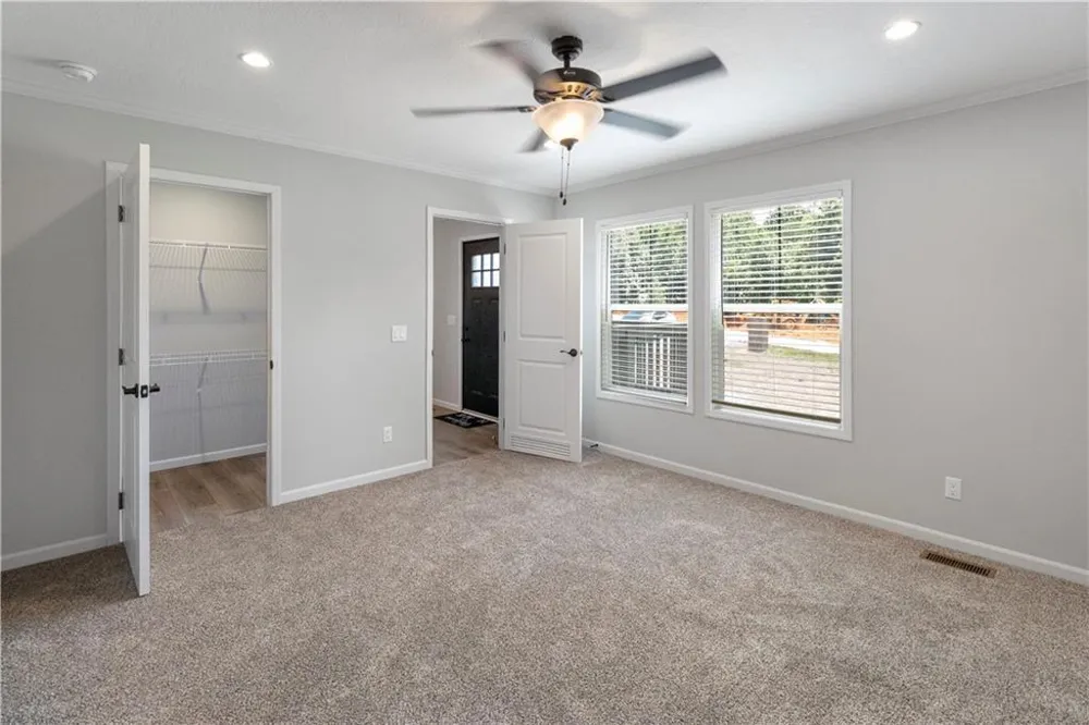 654 Robertson Loop Road Clarkesville, GA 30523