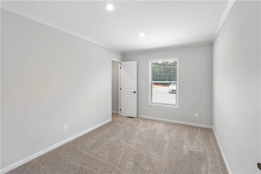 654 Robertson Loop Road Clarkesville, GA 30523