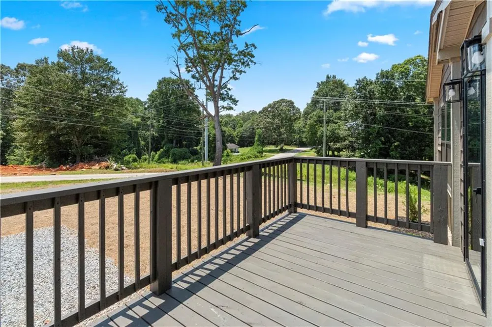 654 Robertson Loop Road Clarkesville, GA 30523