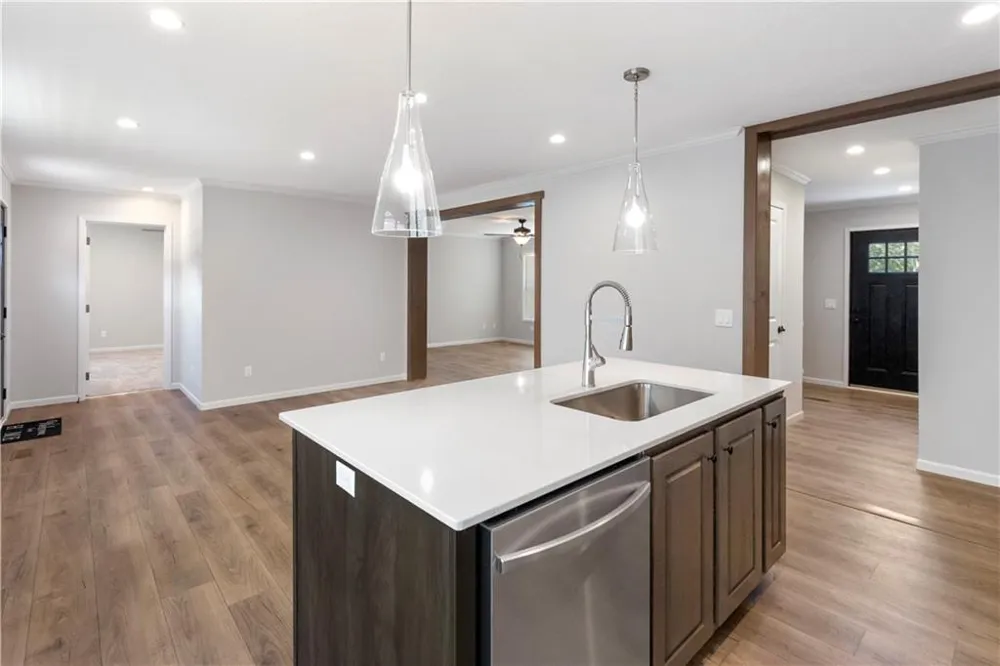 654 Robertson Loop Road Clarkesville, GA 30523