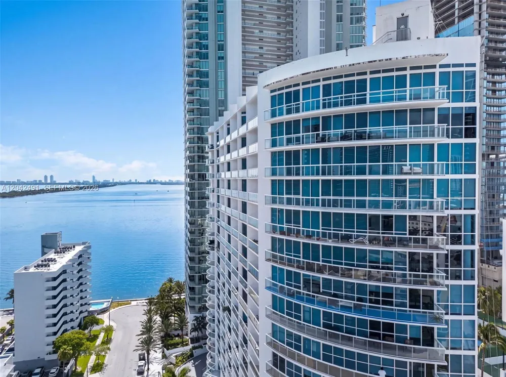 480 NE 30th St #1807 Miami, FL 33137