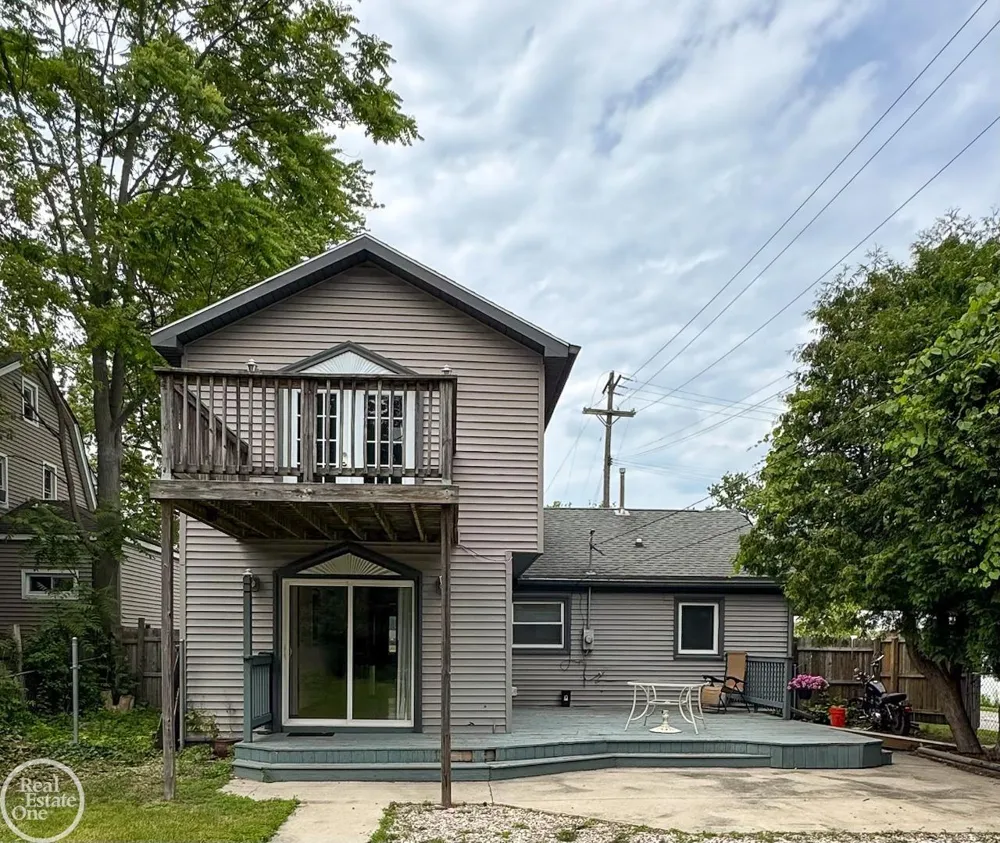 1116 Garfield Street Port Huron City, MI 48060