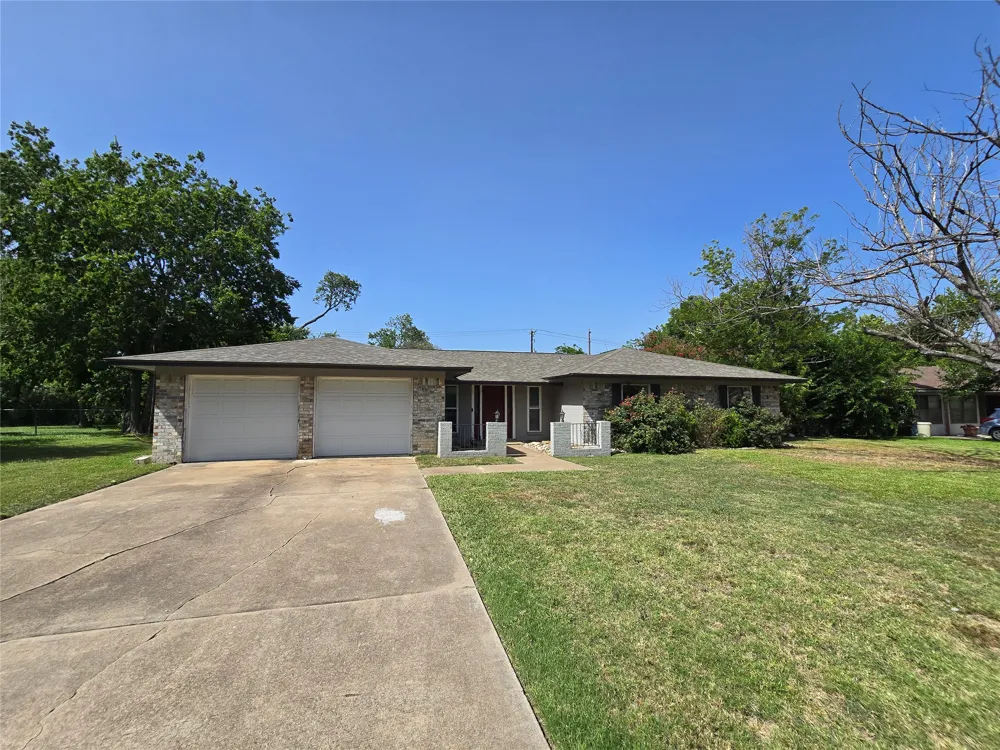 205 E Cherokee Drive Harker Heights, TX 76548