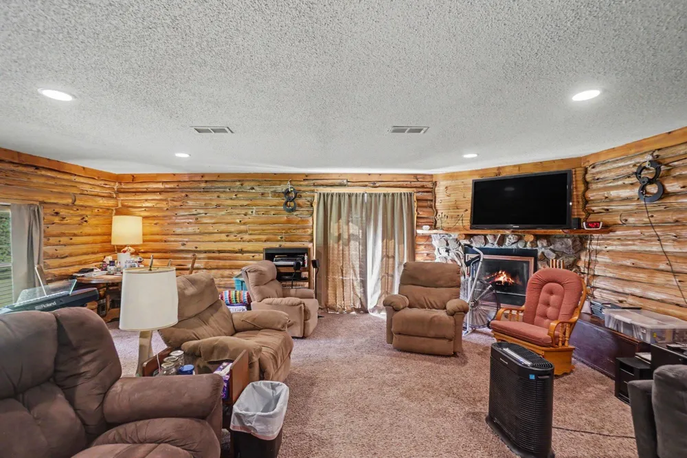 21630 13 Mile Road Leroy, MI 49655