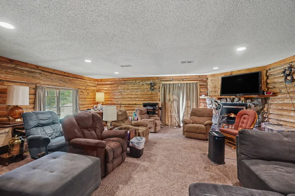 21630 13 Mile Road Leroy, MI 49655