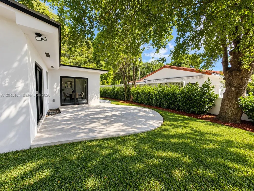 2 NE 91st St Miami Shores, FL 33138