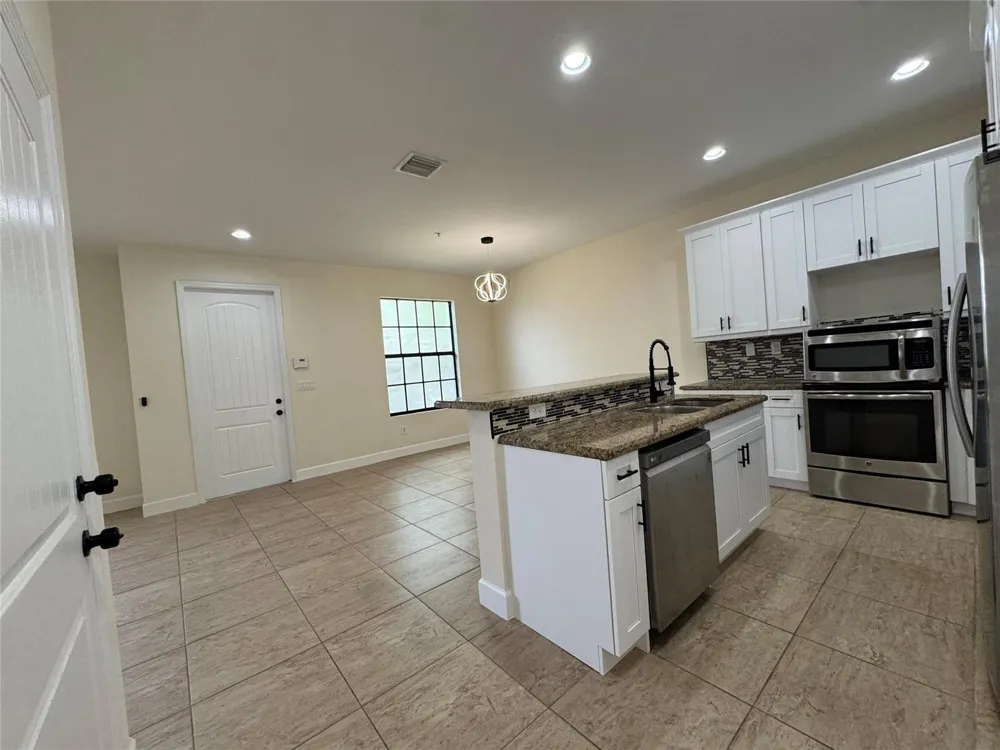 749 SW 3rd Avenue Pompano Beach, FL 33060