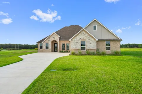1052 Grison Circle