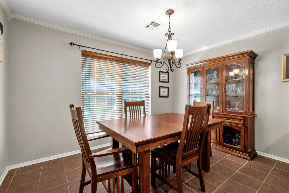 8202 Whippoorwill Drive Woodway, TX 76712