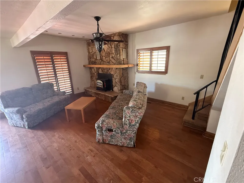 688 Keys Clearlake Oaks, CA 95423