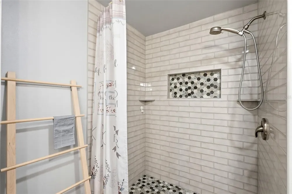 2400 FEATHER SOUND DRIVE #1428 Clearwater, FL 33762