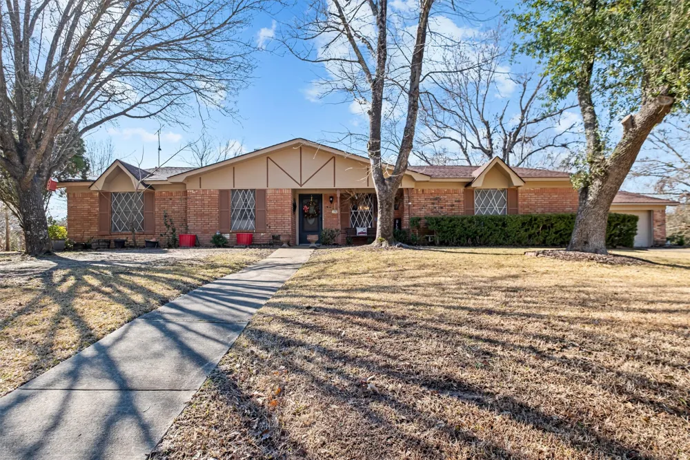 703 Amy Street Canton, TX 75103