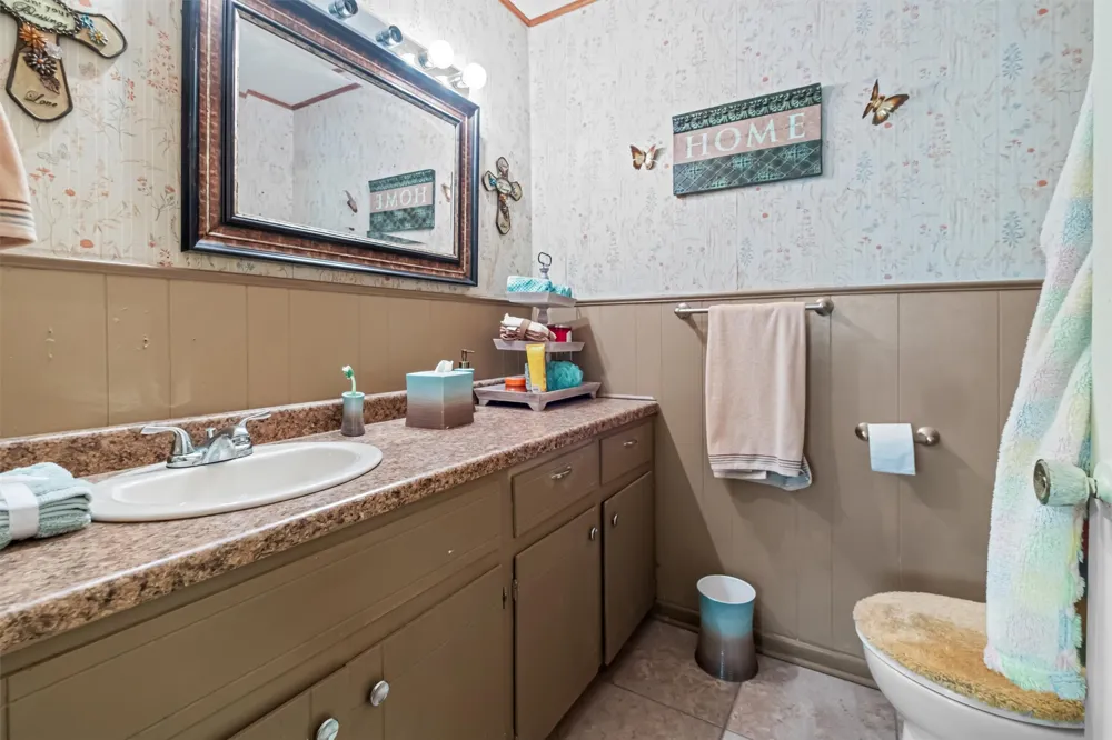 703 Amy Street Canton, TX 75103