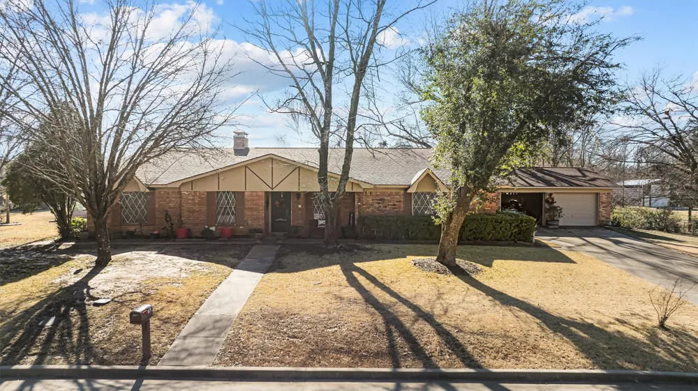 703 Amy Street Canton, TX 75103