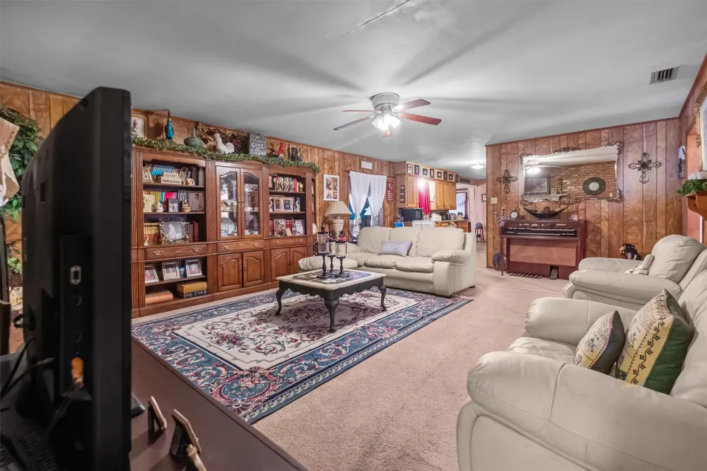 703 Amy Street Canton, TX 75103